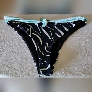 THE BIKINI LAB BIKINI BOTTOM